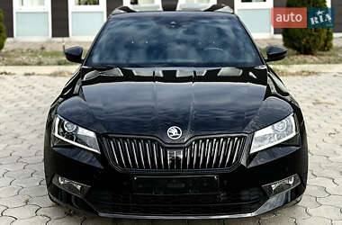 Лифтбек Skoda Superb 2017 в Днепре