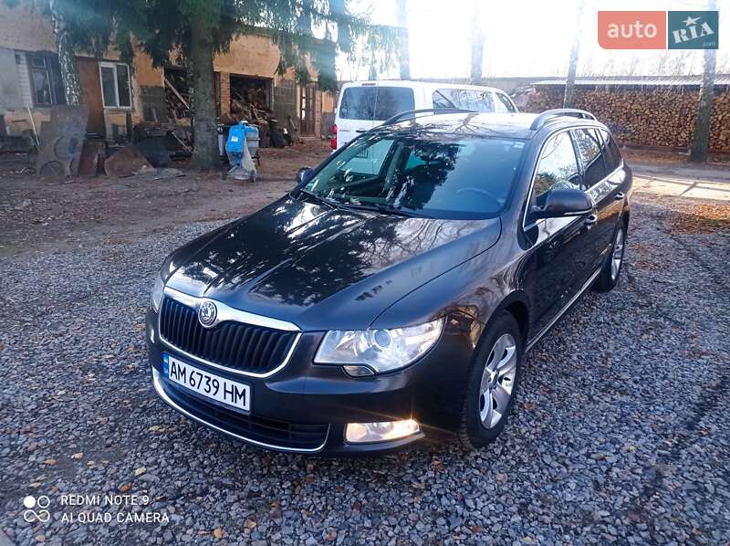 Skoda Superb 2011