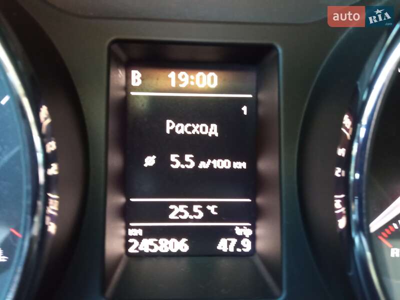 Универсал Skoda Superb 2011 в Дубно