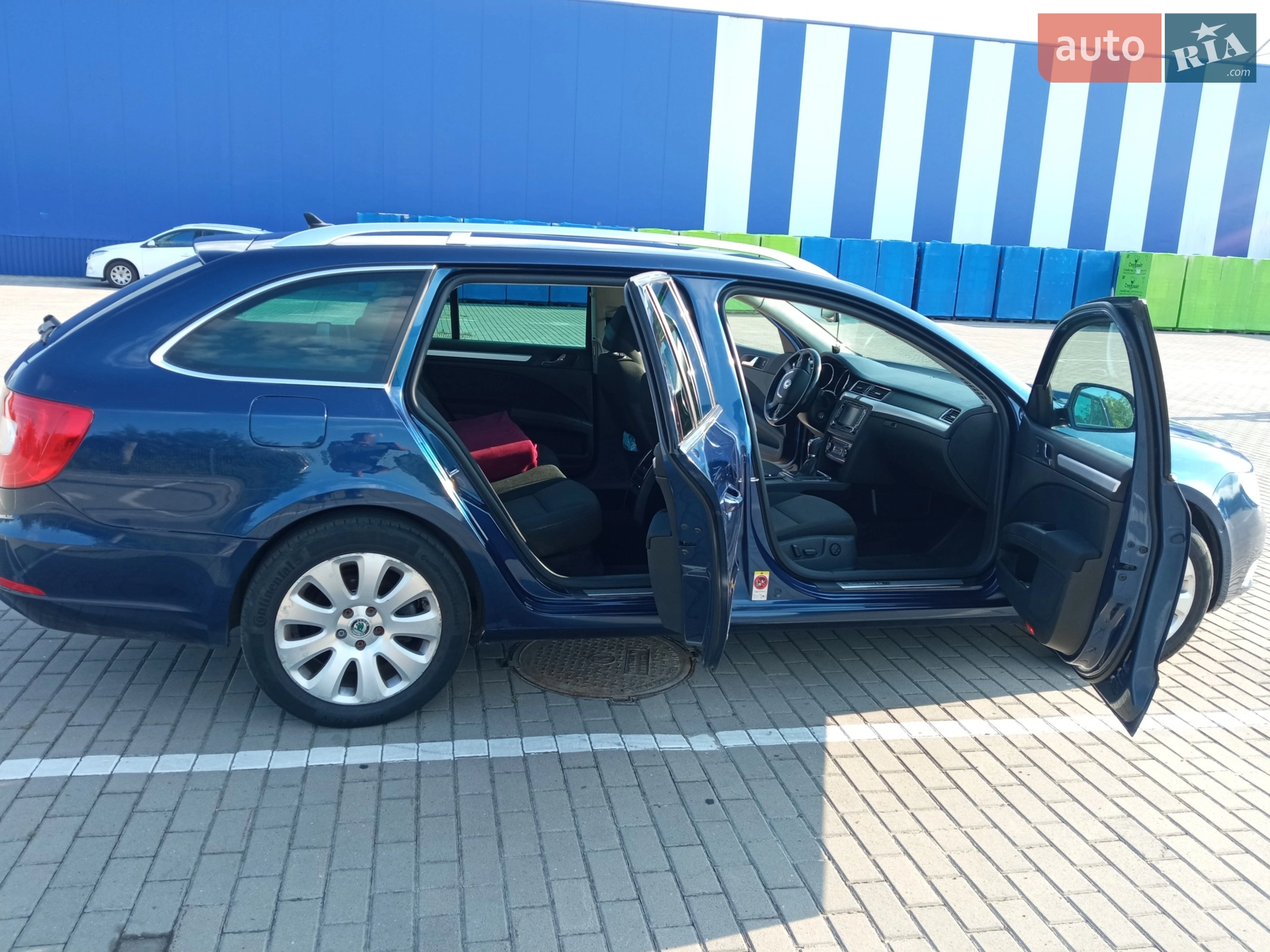 2011 Skoda Superb - мініатюра 9