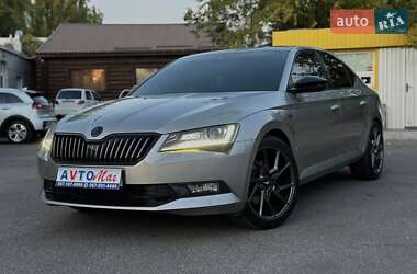 Лифтбек Skoda Superb 2017 в Киеве