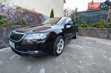 Ліфтбек Skoda Superb 2014 в Ужгороді