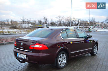 Лифтбек Skoda Superb 2010 в 