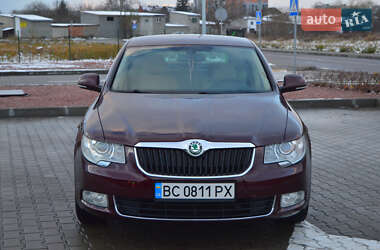Лифтбек Skoda Superb 2010 в 