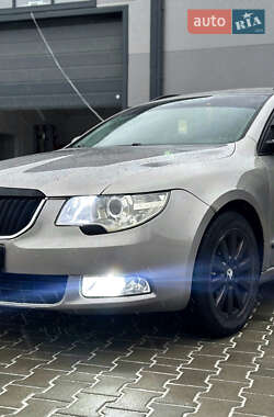 Универсал Skoda Superb 2010 в Калуше