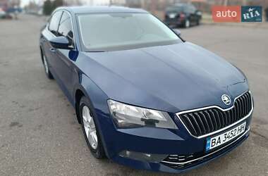 Лифтбек Skoda Superb 2017 в Кривом Роге