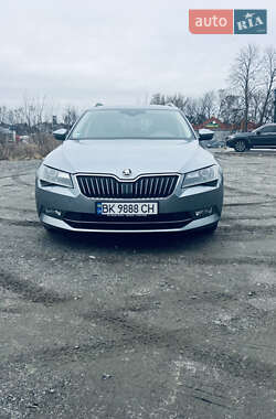 Универсал Skoda Superb 2017 в Ровно