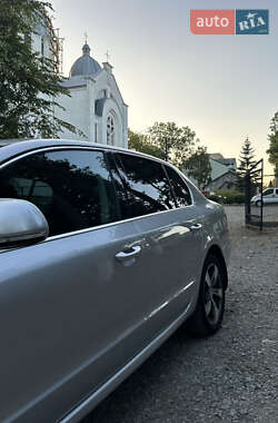 Ліфтбек Skoda Superb 2013 в Чернівцях