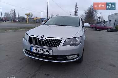 Універсал Skoda Superb 2014 в Сумах