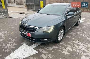 Ліфтбек Skoda Superb 2013 в Києві