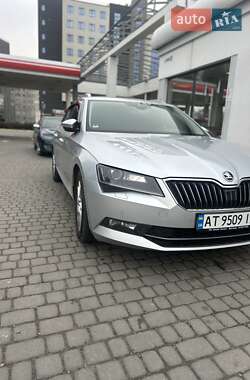 Универсал Skoda Superb 2017 в Ивано-Франковске