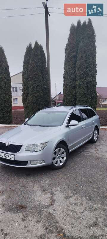 Универсал Skoda Superb 2012 в 