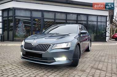 Ліфтбек Skoda Superb 2018 в Львові