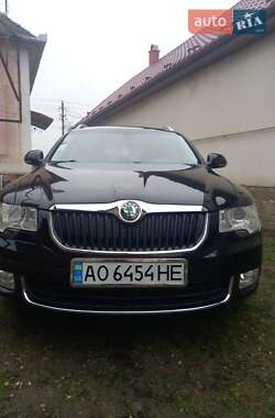 Универсал Skoda Superb 2010 в Берегово