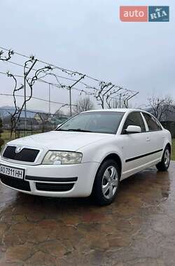 Ліфтбек Skoda Superb 2003 в Калинах