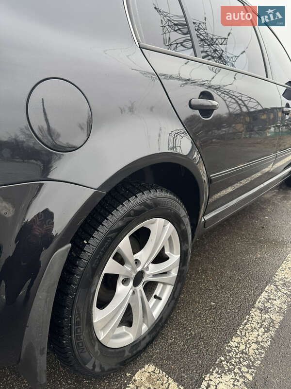Лифтбек Skoda Superb 2006 в Харькове
