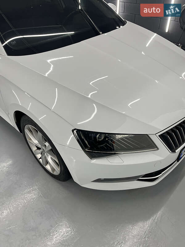 Лифтбек Skoda Superb 2016 в Полтаве