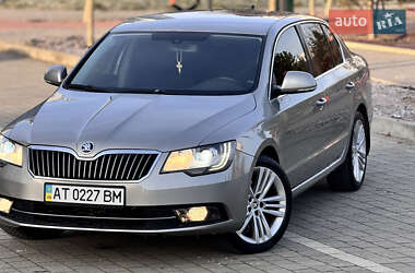 Ліфтбек Skoda Superb 2013 в Івано-Франківську