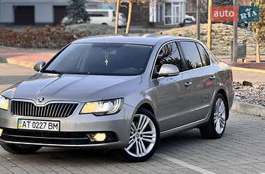 Ліфтбек Skoda Superb 2013 в Івано-Франківську