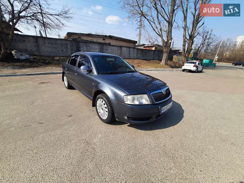 Лифтбек Skoda Superb 2007 в Черкассах