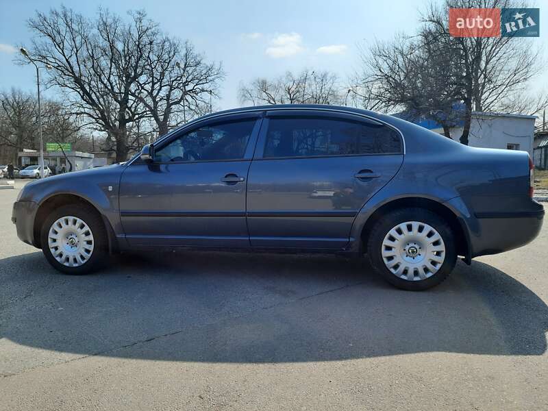 Лифтбек Skoda Superb 2007 в Черкассах