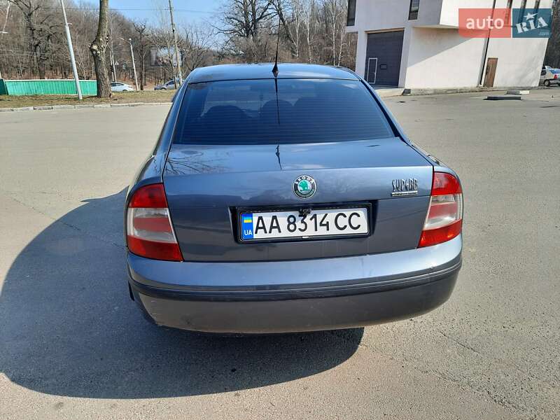 Лифтбек Skoda Superb 2007 в Черкассах