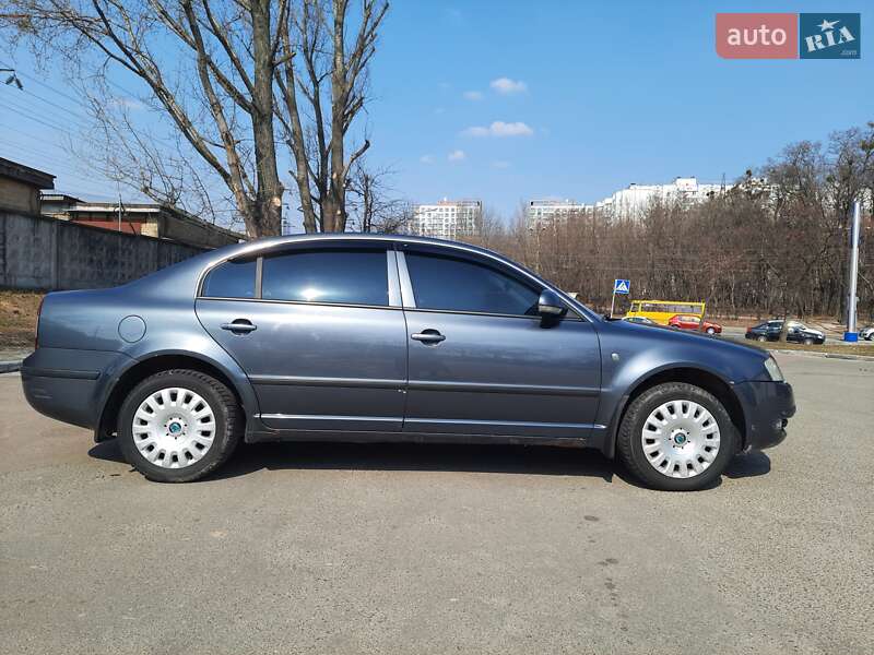Лифтбек Skoda Superb 2007 в Черкассах