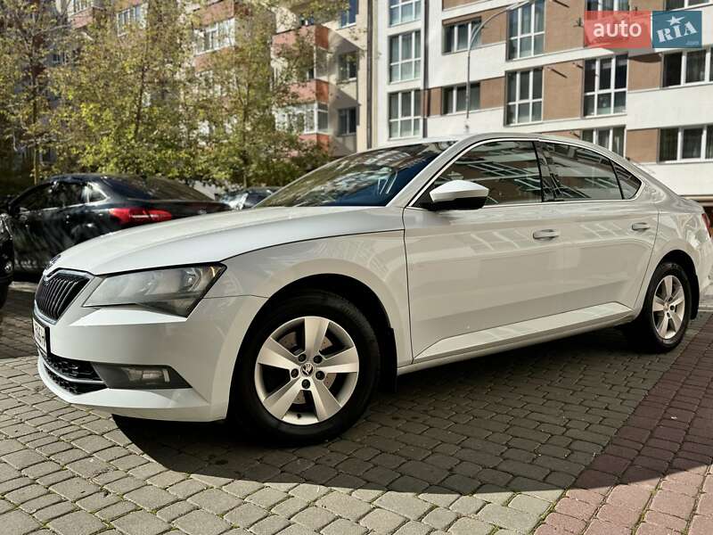 Ліфтбек Skoda Superb 2018 в Івано-Франківську