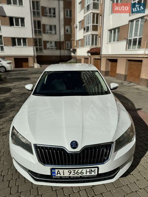 Ліфтбек Skoda Superb 2018 в Івано-Франківську