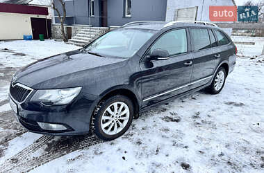 Універсал Skoda Superb 2014 в Харкові