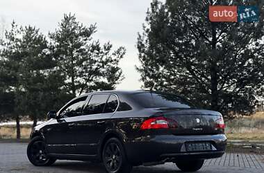 Лифтбек Skoda Superb 2010 в Дрогобыче