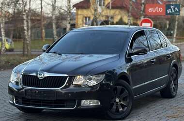 Лифтбек Skoda Superb 2010 в Дрогобыче