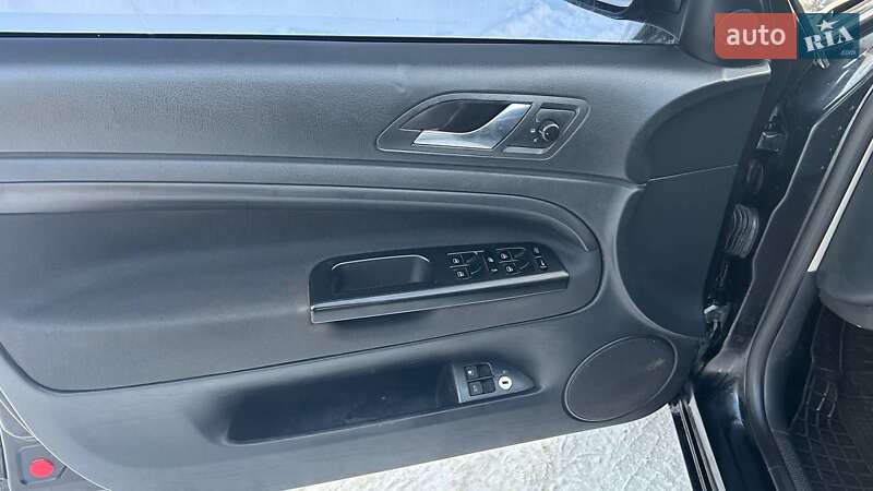 Лифтбек Skoda Superb 2005 в Белой Церкви
