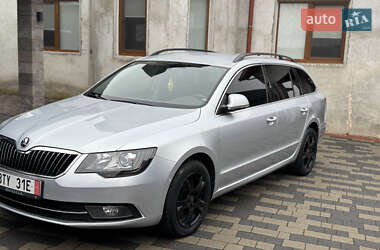 Універсал Skoda Superb 2015 в Мукачевому