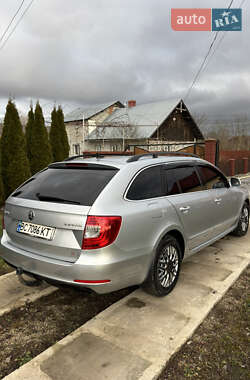 Универсал Skoda Superb 2014 в 