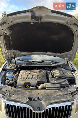 Универсал Skoda Superb 2014 в 