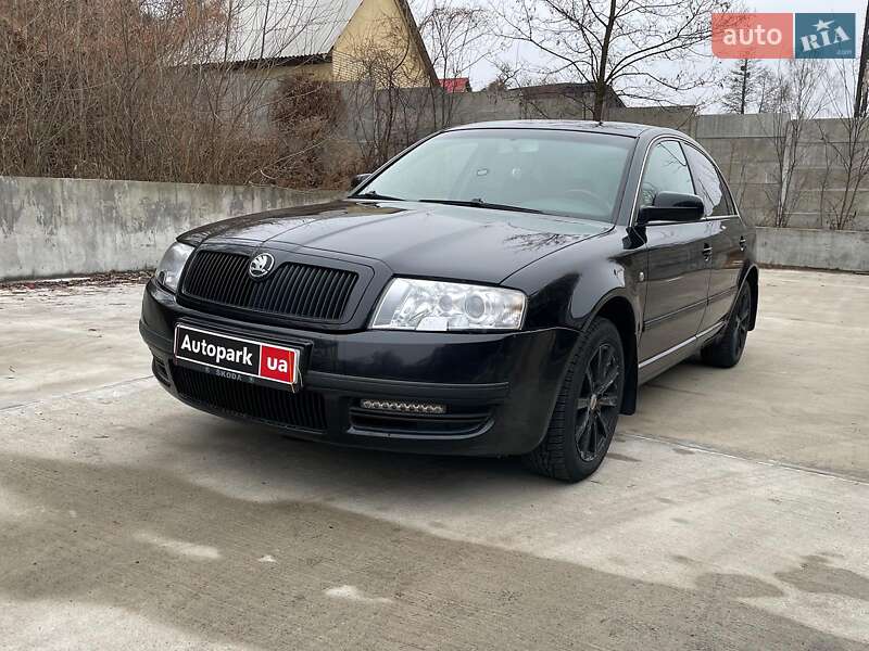 Ліфтбек Skoda Superb 2002 в Києві