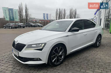 Ліфтбек Skoda Superb 2016 в Львові