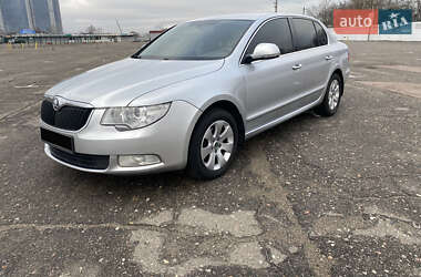 Ліфтбек Skoda Superb 2010 в Києві