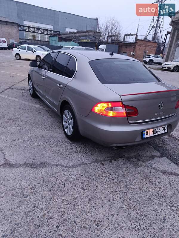 Лифтбек Skoda Superb 2009 в Белой Церкви фото 2 Лифтбек Skoda Superb 2009 в Белой Церкви