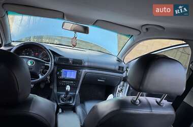 Лифтбек Skoda Superb 2005 в 