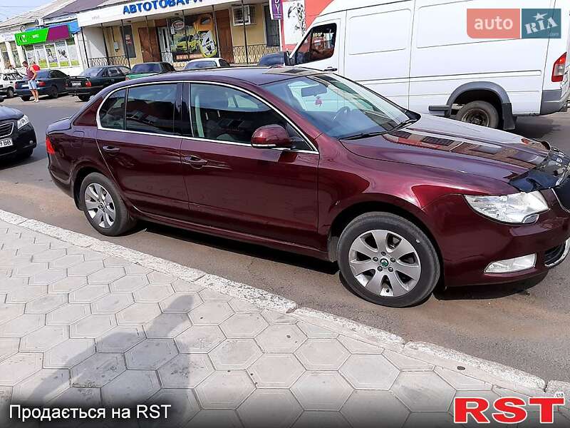 Skoda Superb 2011