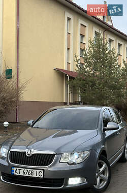 Ліфтбек Skoda Superb 2009 в Львові