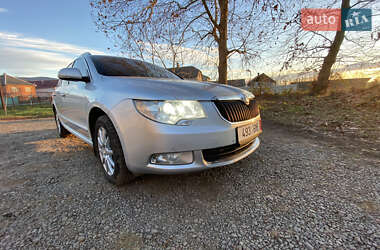 Универсал Skoda Superb 2010 в Мукачево