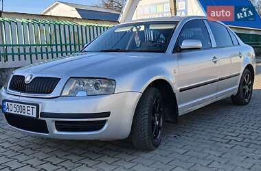 Ліфтбек Skoda Superb 2004 в Ужгороді