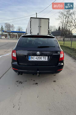 Універсал Skoda Superb 2011 в Львові