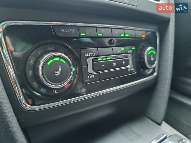 Универсал Skoda Superb 2014 в Мукачево