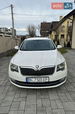 Универсал Skoda Superb 2013 в Львове