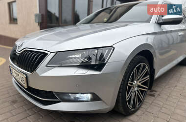 Ліфтбек Skoda Superb 2015 в Балті