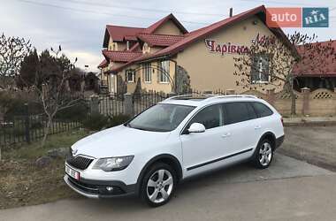 Універсал Skoda Superb 2014 в Вістовій